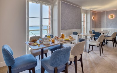 Petit déjeuner Vue mer